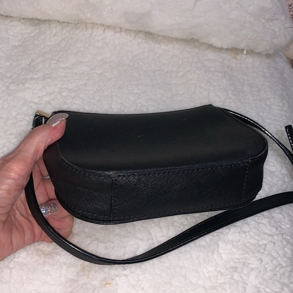 KATE SPADE Newberry Ln., Carsen Crossbody Handbag - Picture 6 of 9